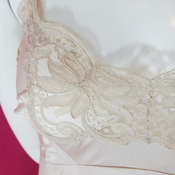 Lace Trim Wonder Maid Vintage Solid Beige Slip 34 - Picture 2 of 11